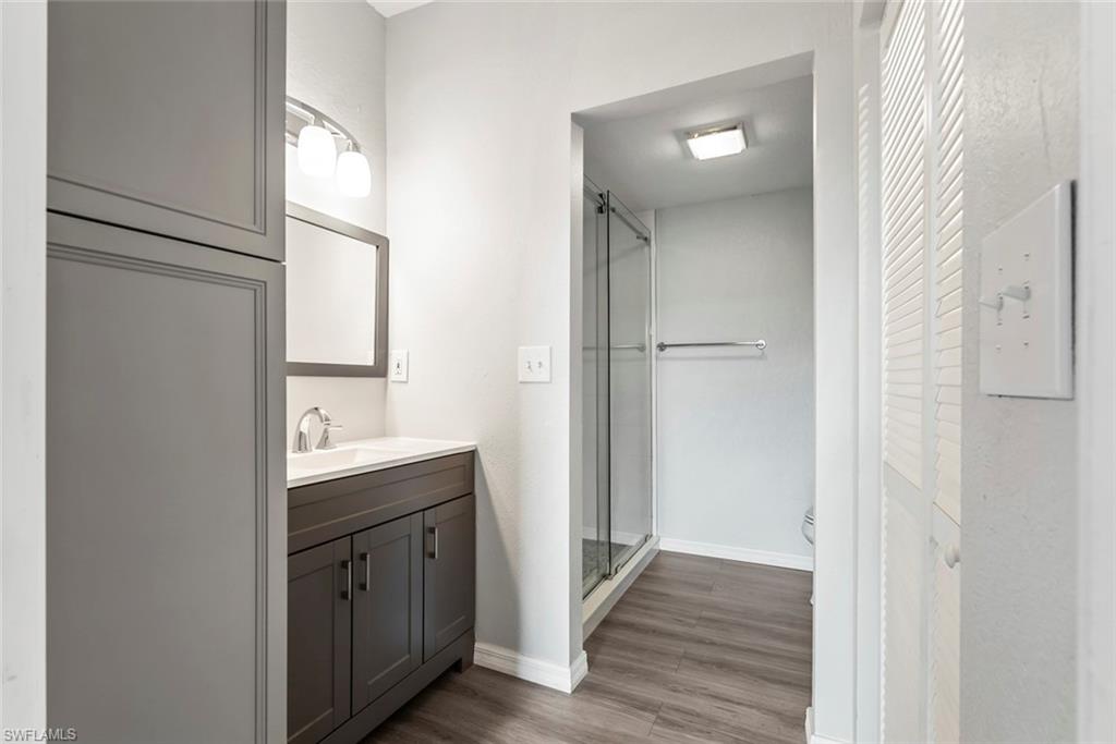 23560 Walden Center DR # 306