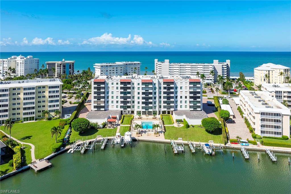 3430 Gulf Shore BLVD N # 4I