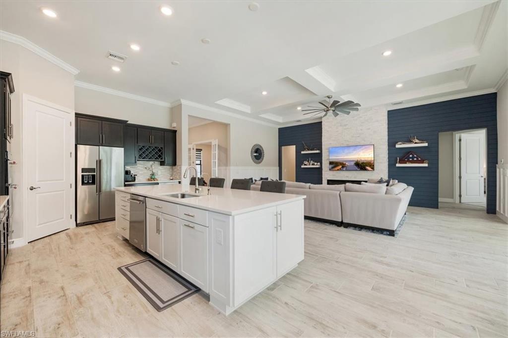 9112 Snowy Owl WAY