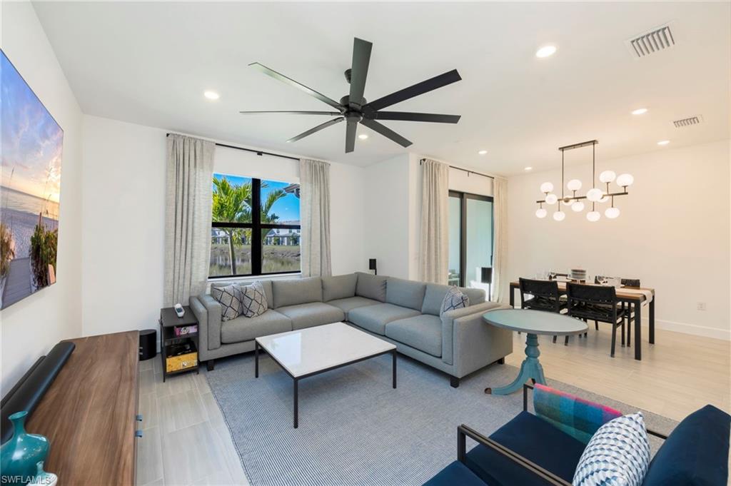 4353 Sonoma Oaks CIR