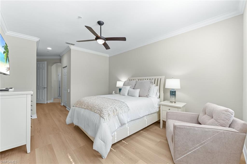 817 Carrick Bend CIR 102