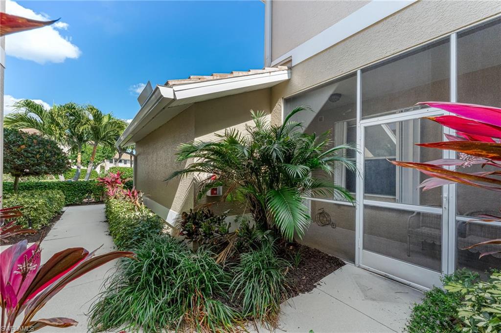 817 Carrick Bend CIR 102