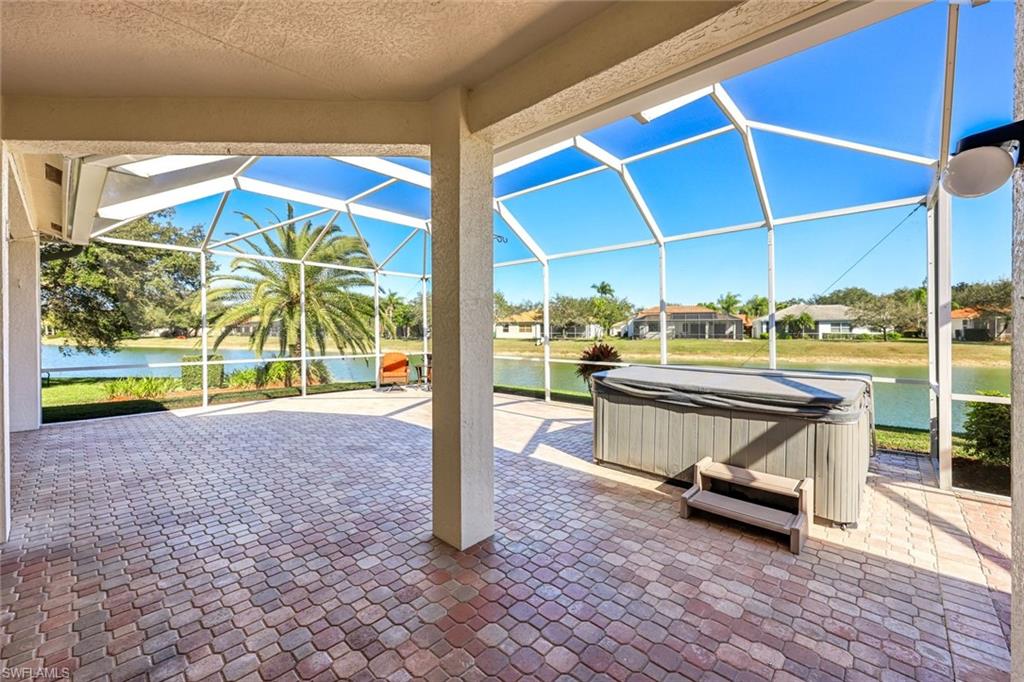 598 Grand Rapids BLVD