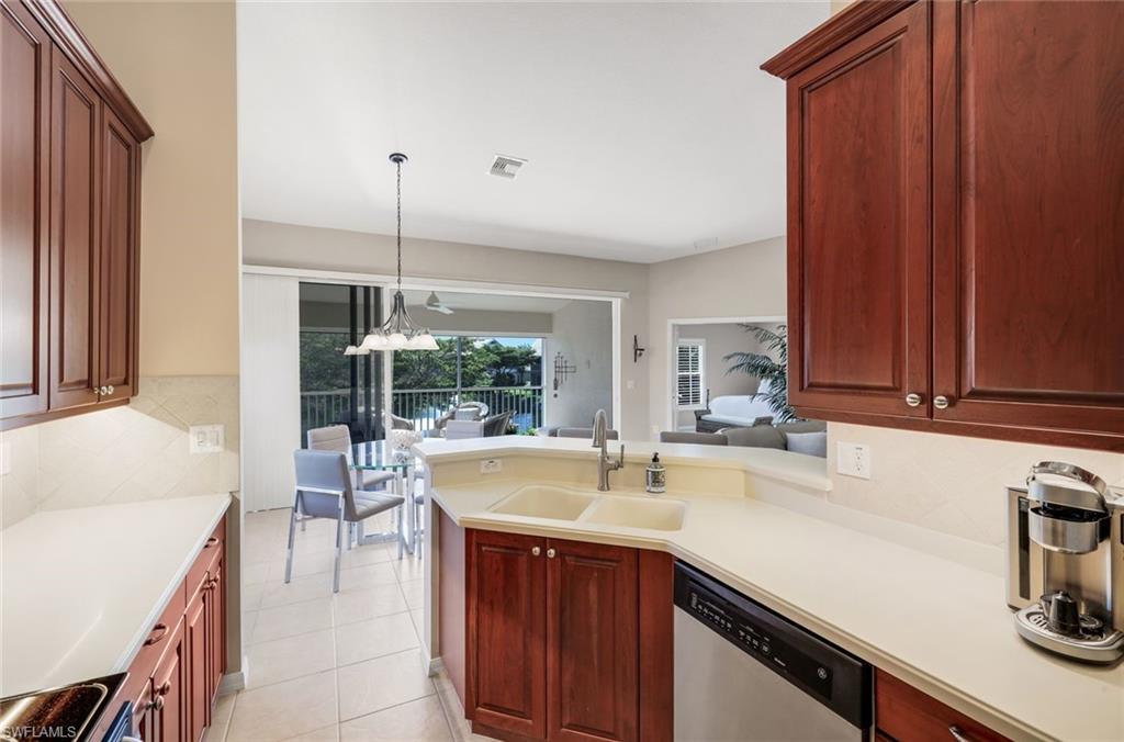 6360 Lexington CT 201