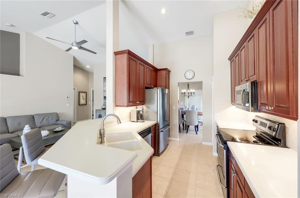 6360 Lexington CT 201