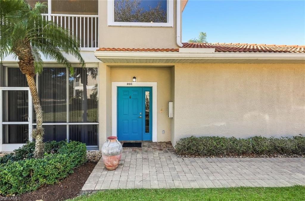 6360 Lexington CT 201