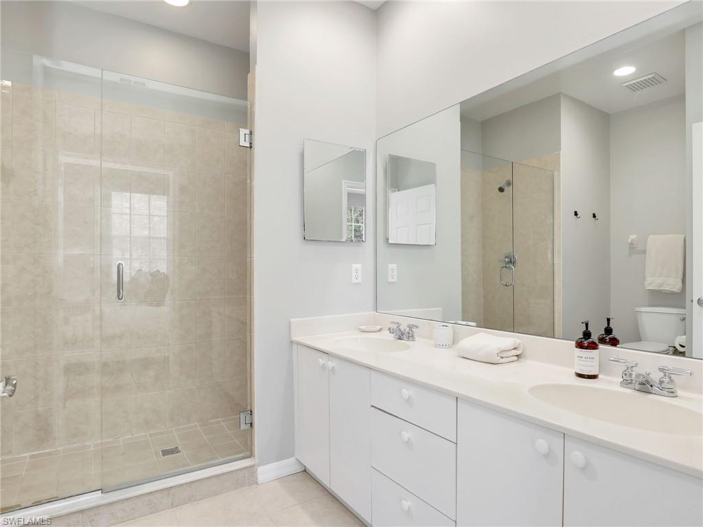 3289 Lindsey LN 2