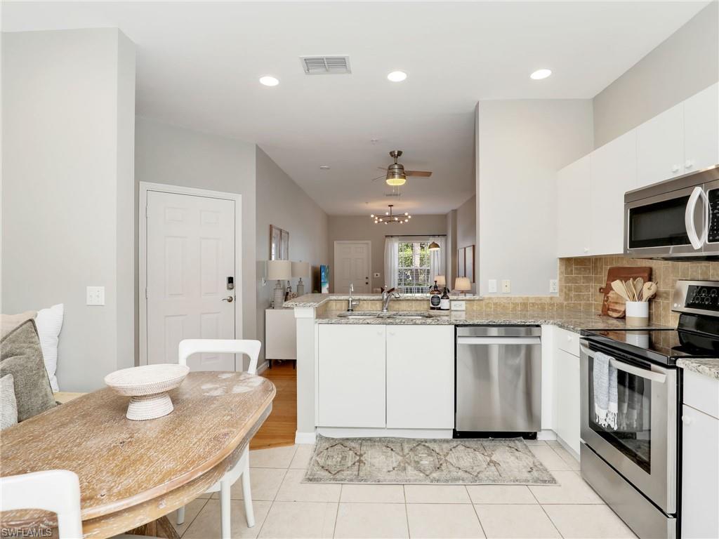 3289 Lindsey LN 2