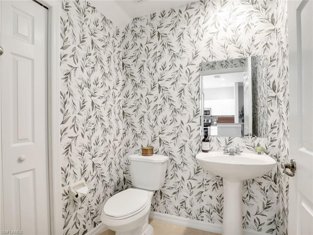 3289 Lindsey LN 2