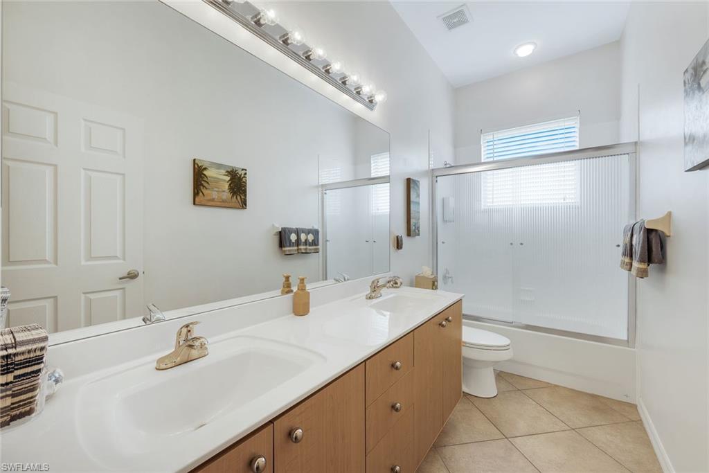 3201 Brookeview CT