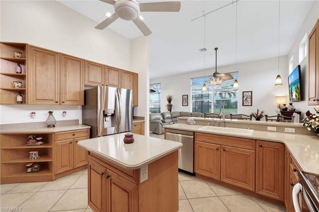 3201 Brookeview CT