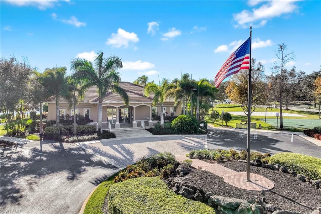3201 Brookeview CT