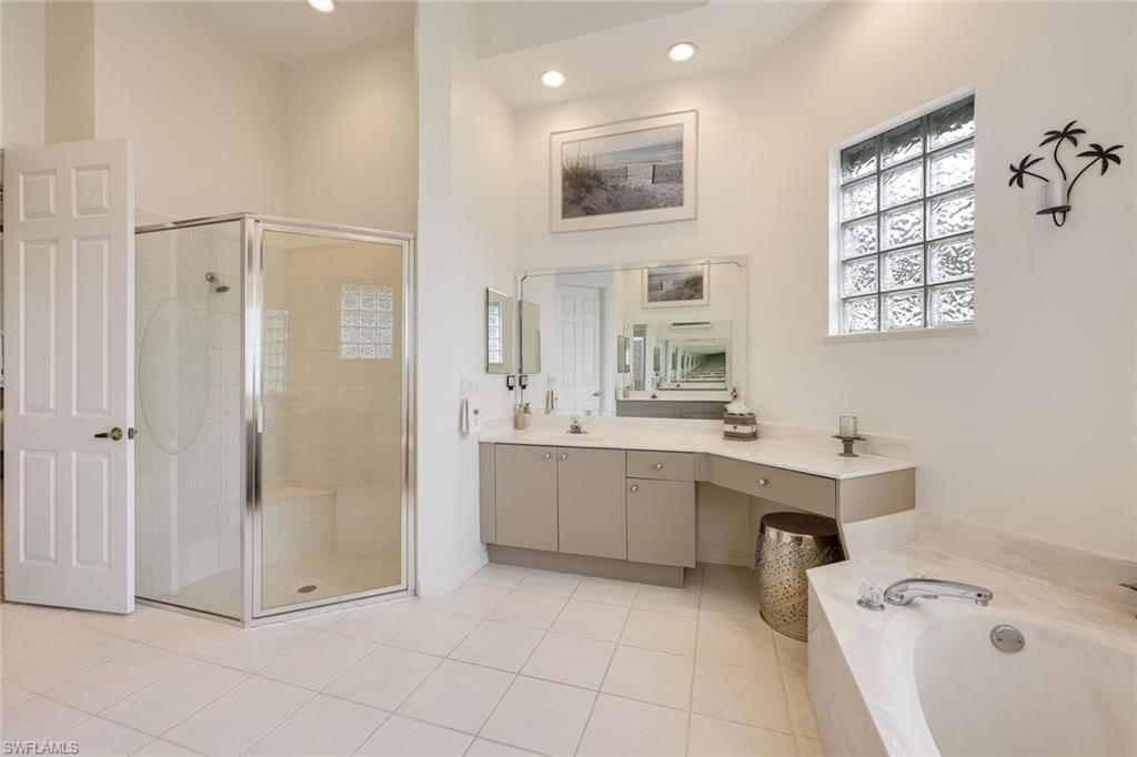 3201 Brookeview CT