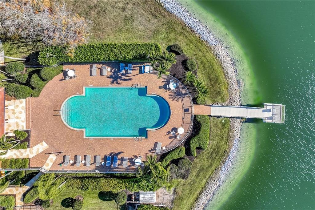 3201 Brookeview CT