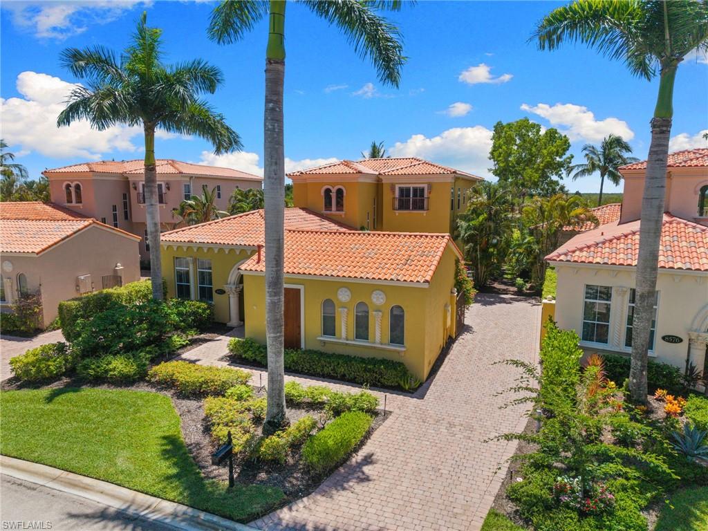 8572 Bellagio DR