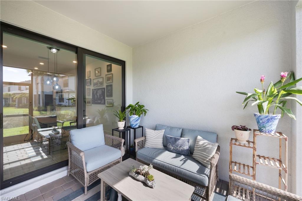 4295 Sonoma Oaks CIR