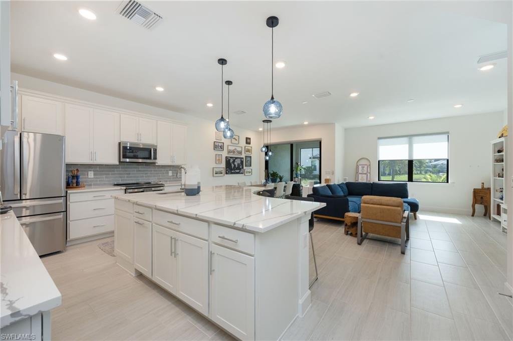 4295 Sonoma Oaks CIR