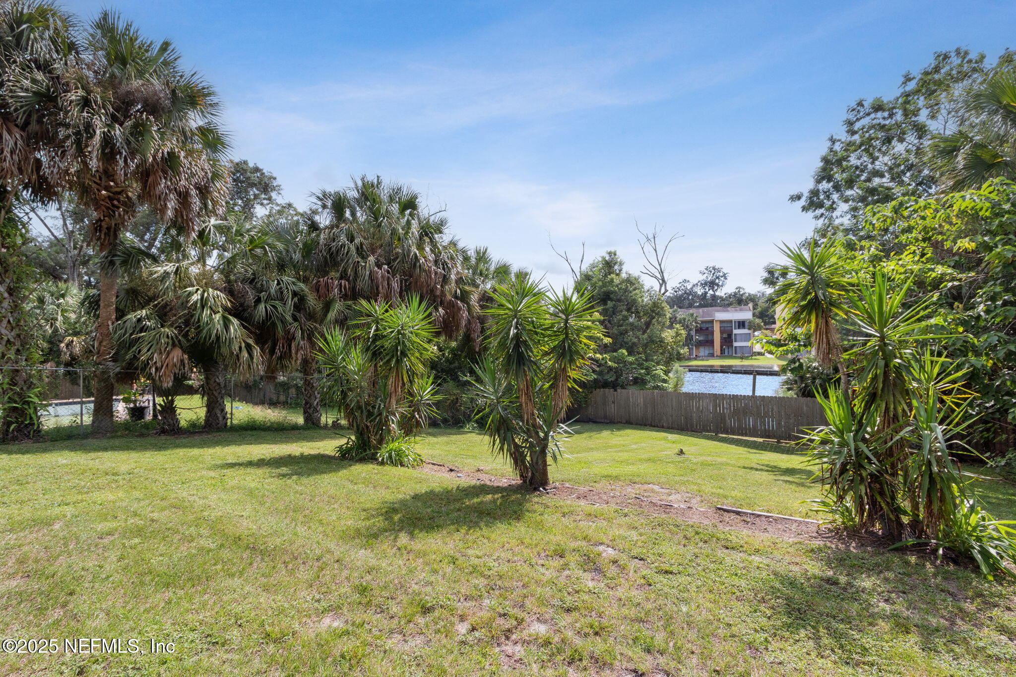 704 SEABROOK COVE Road