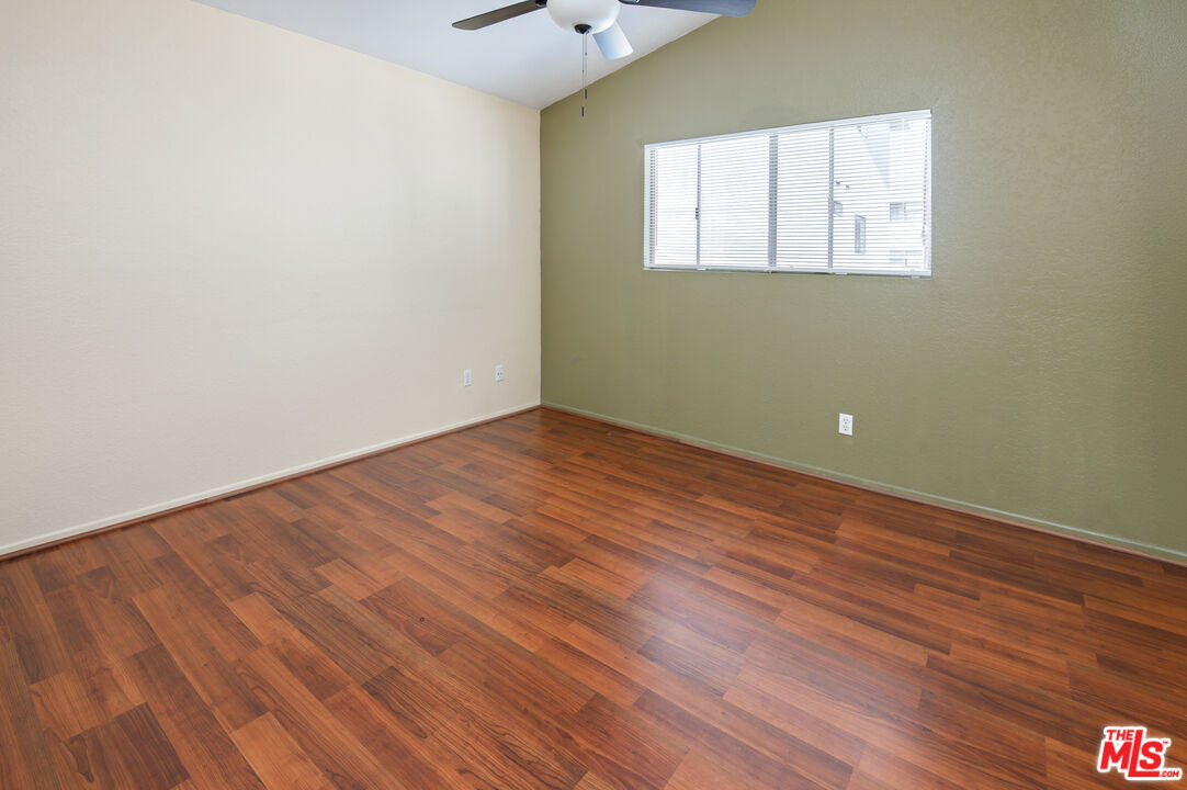 4445 W 135th St Unit: B