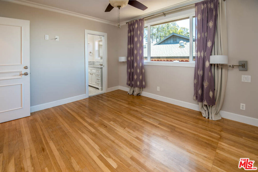 306 Calle De Arboles