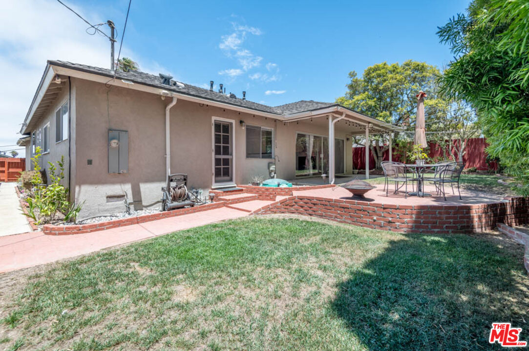 306 Calle De Arboles