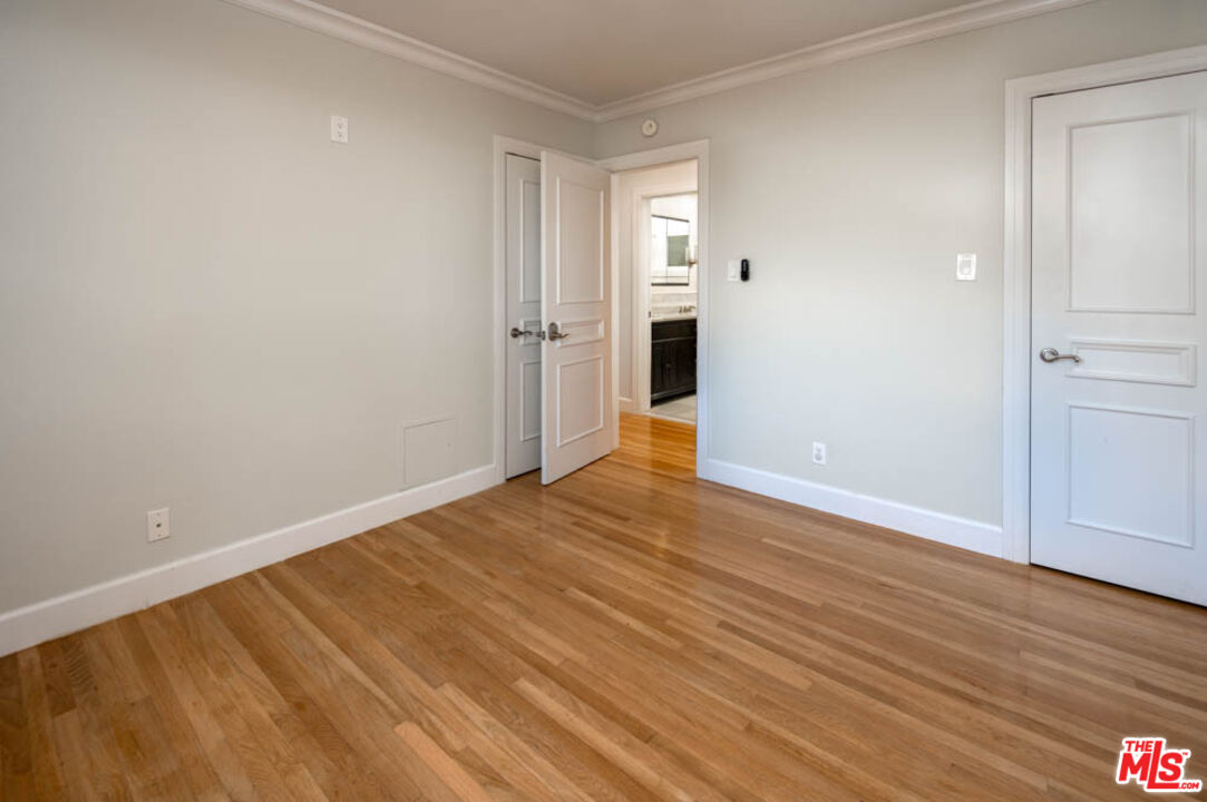 306 Calle De Arboles