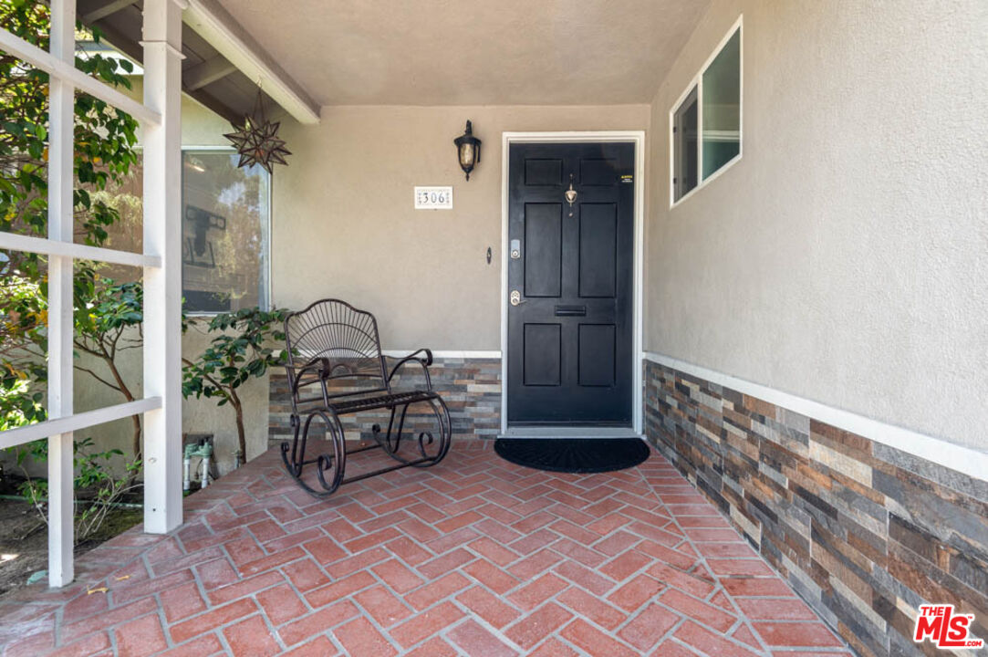 306 Calle De Arboles