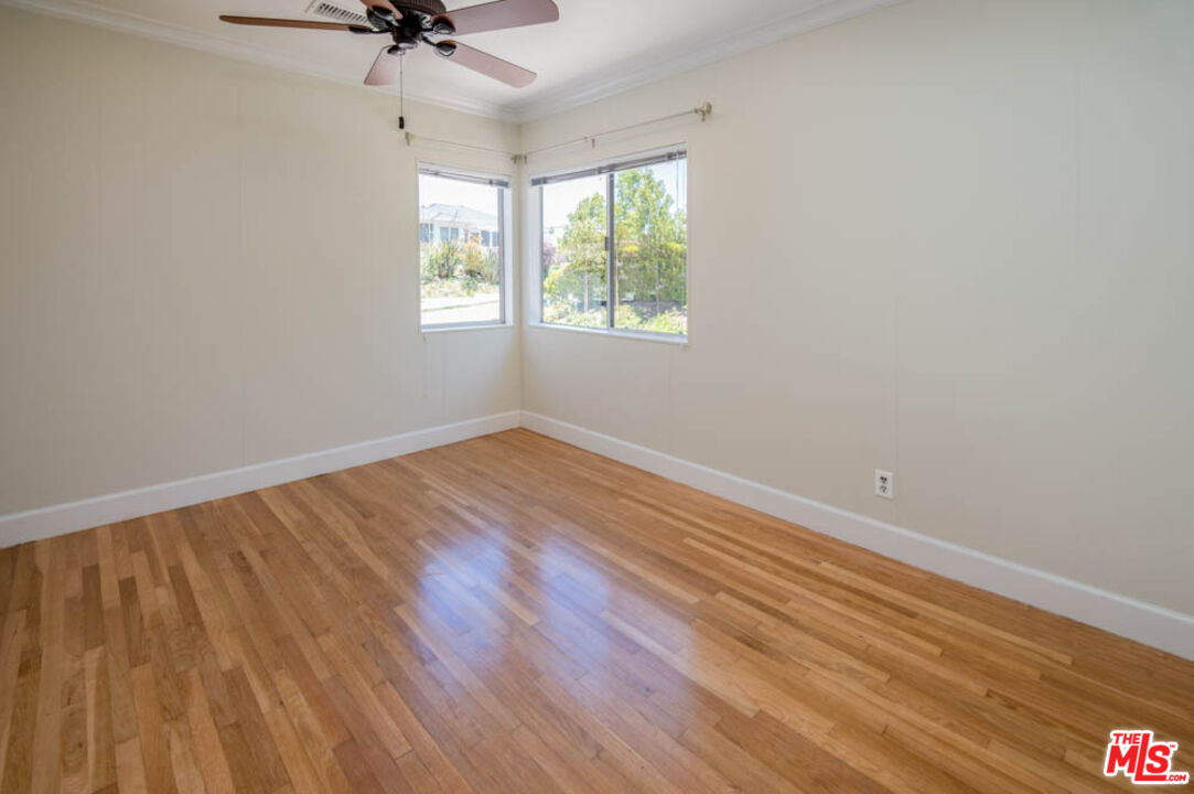 306 Calle De Arboles