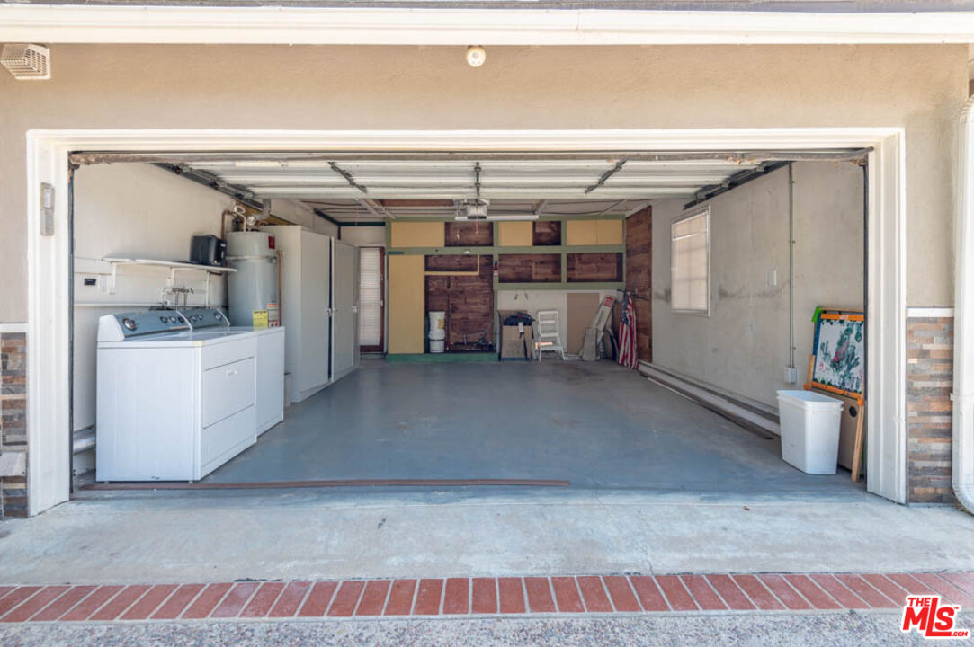 306 Calle De Arboles