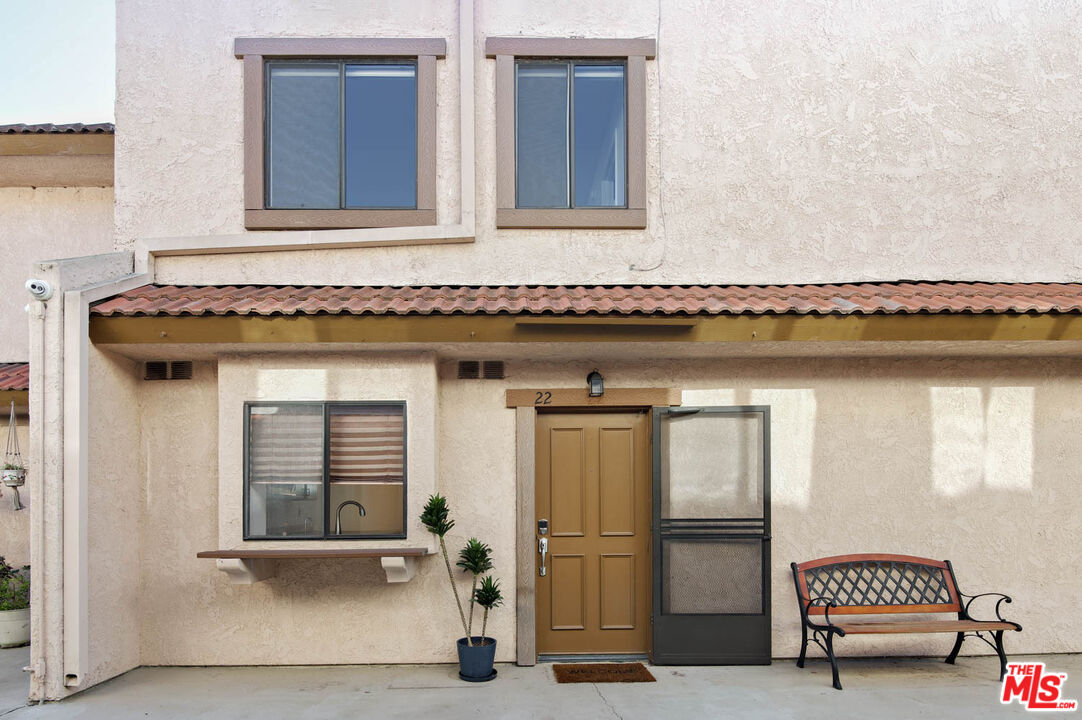 4365 Mclaughlin Ave Unit: 22