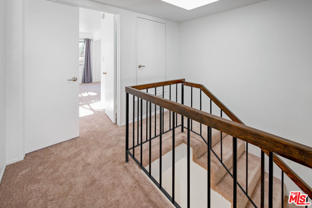 4365 Mclaughlin Ave Unit: 22