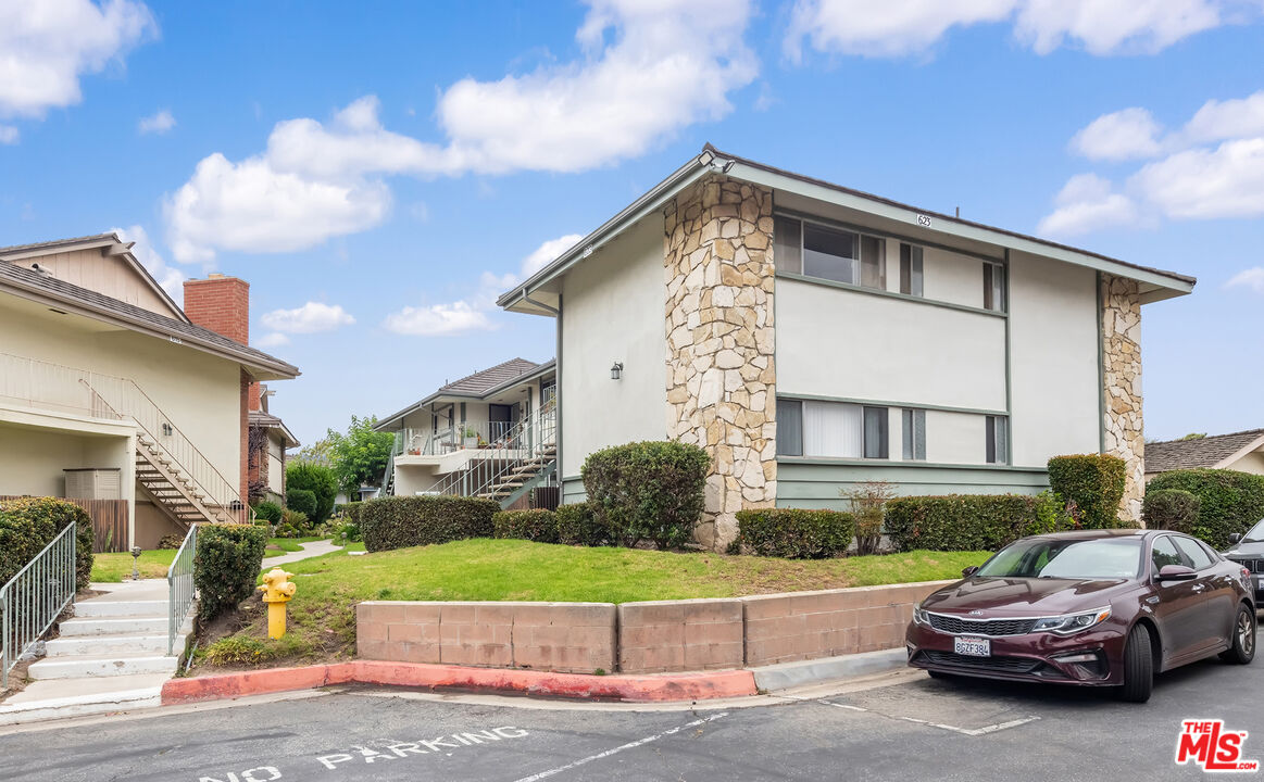 23065 Nadine Cir Unit: A