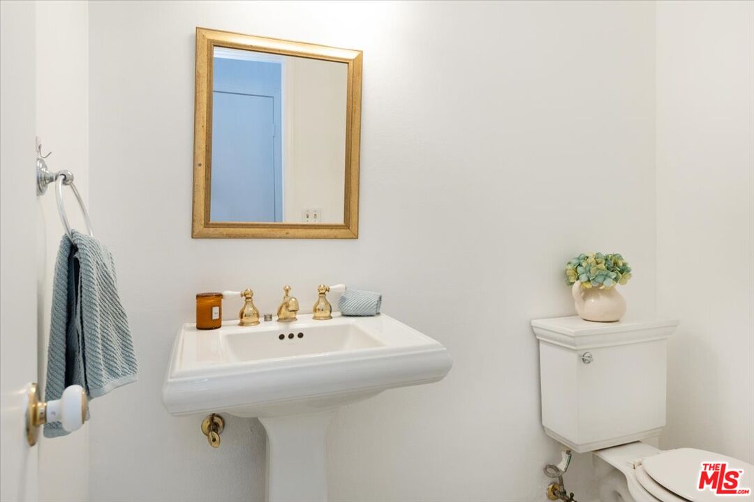 844 Magnolia Ave Unit: 14