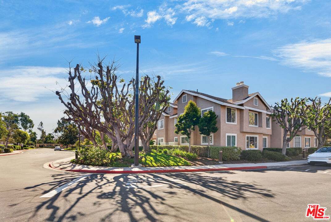 163 Greenfield