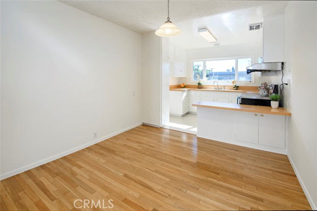 11121 Queensland ST Unit: D36