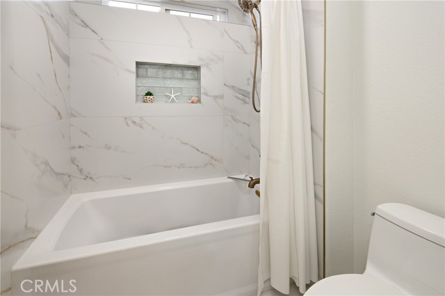 2800 Plaza Del Amo Unit: 74