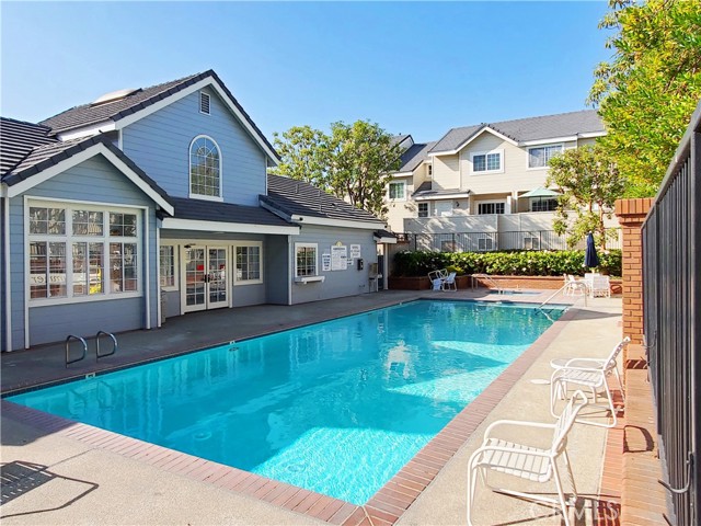 2800 Plaza Del Amo Unit: 74