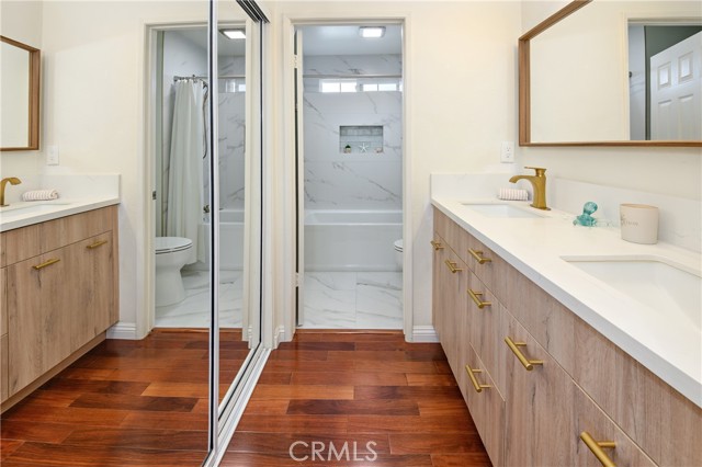 2800 Plaza Del Amo Unit: 74