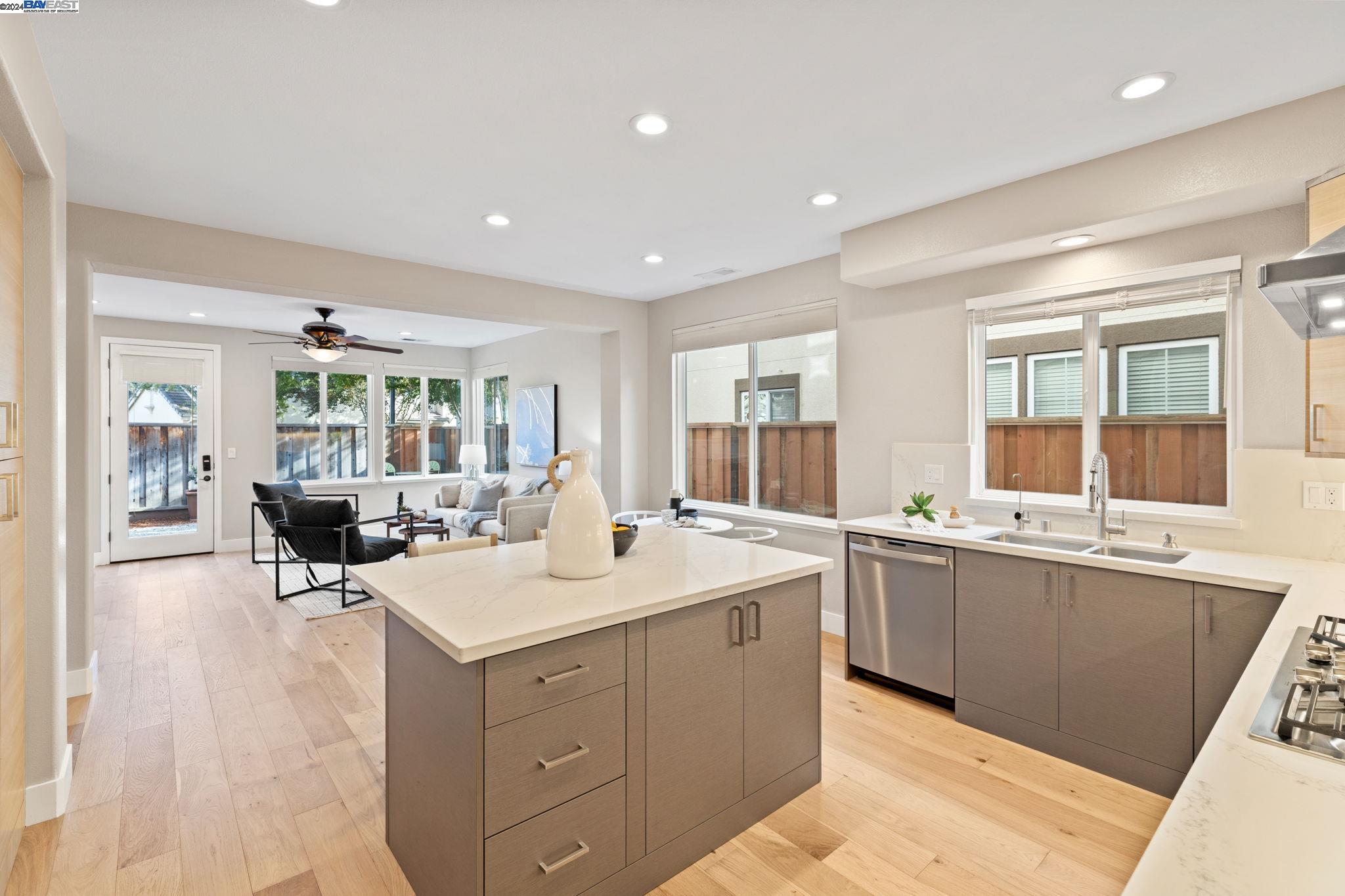 5775 Creekview Drive