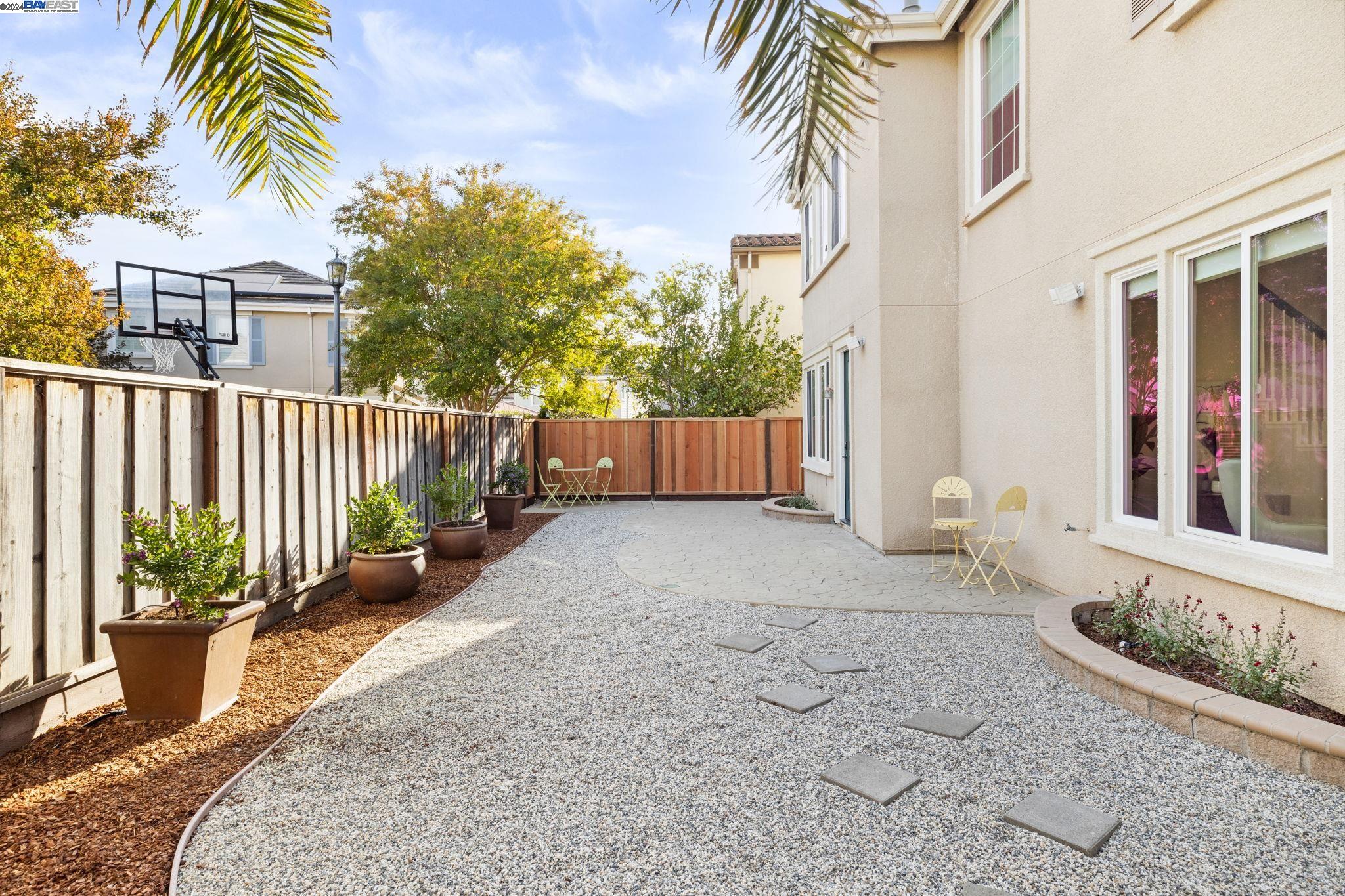 5775 Creekview Drive