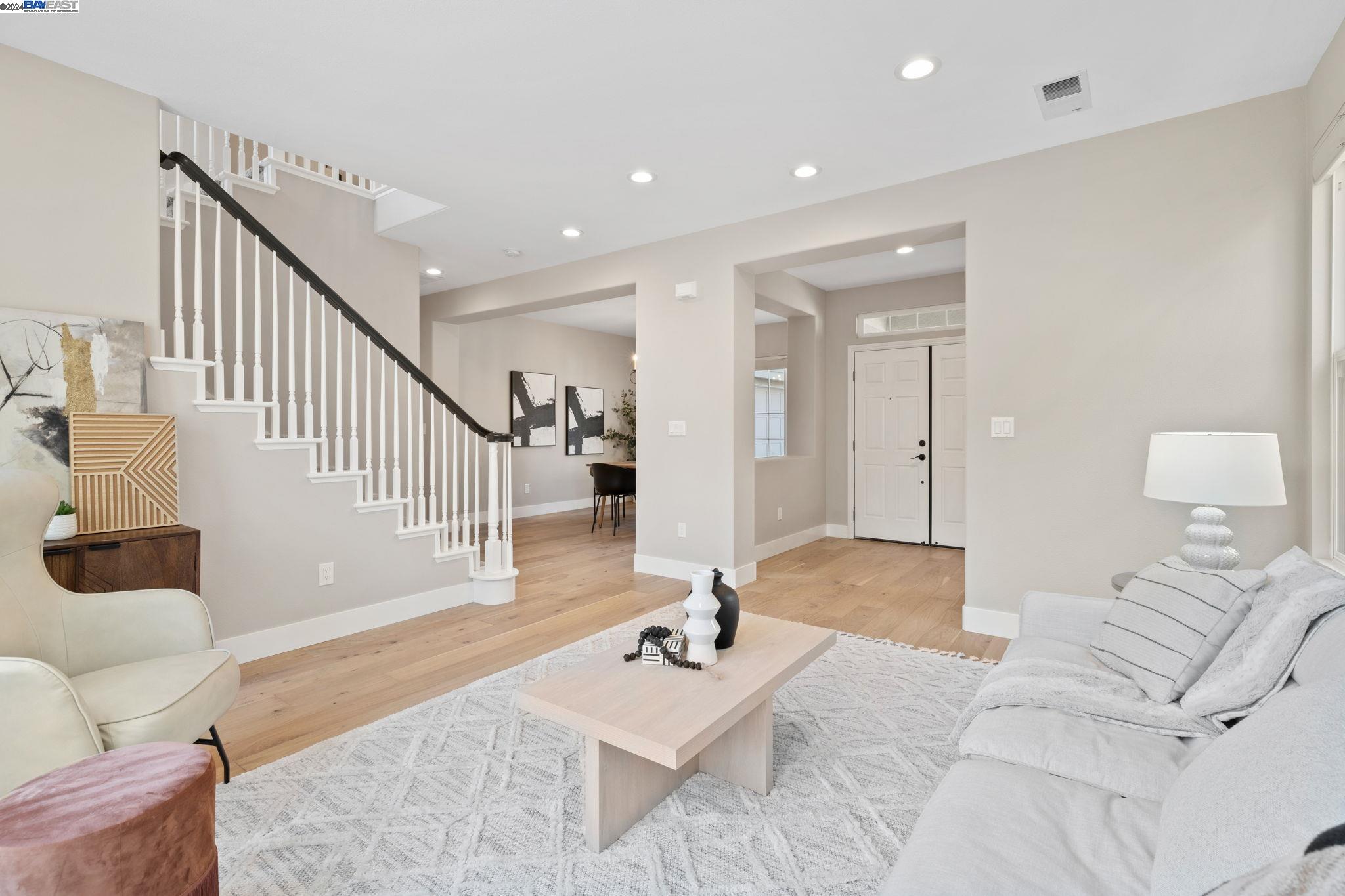 5775 Creekview Drive