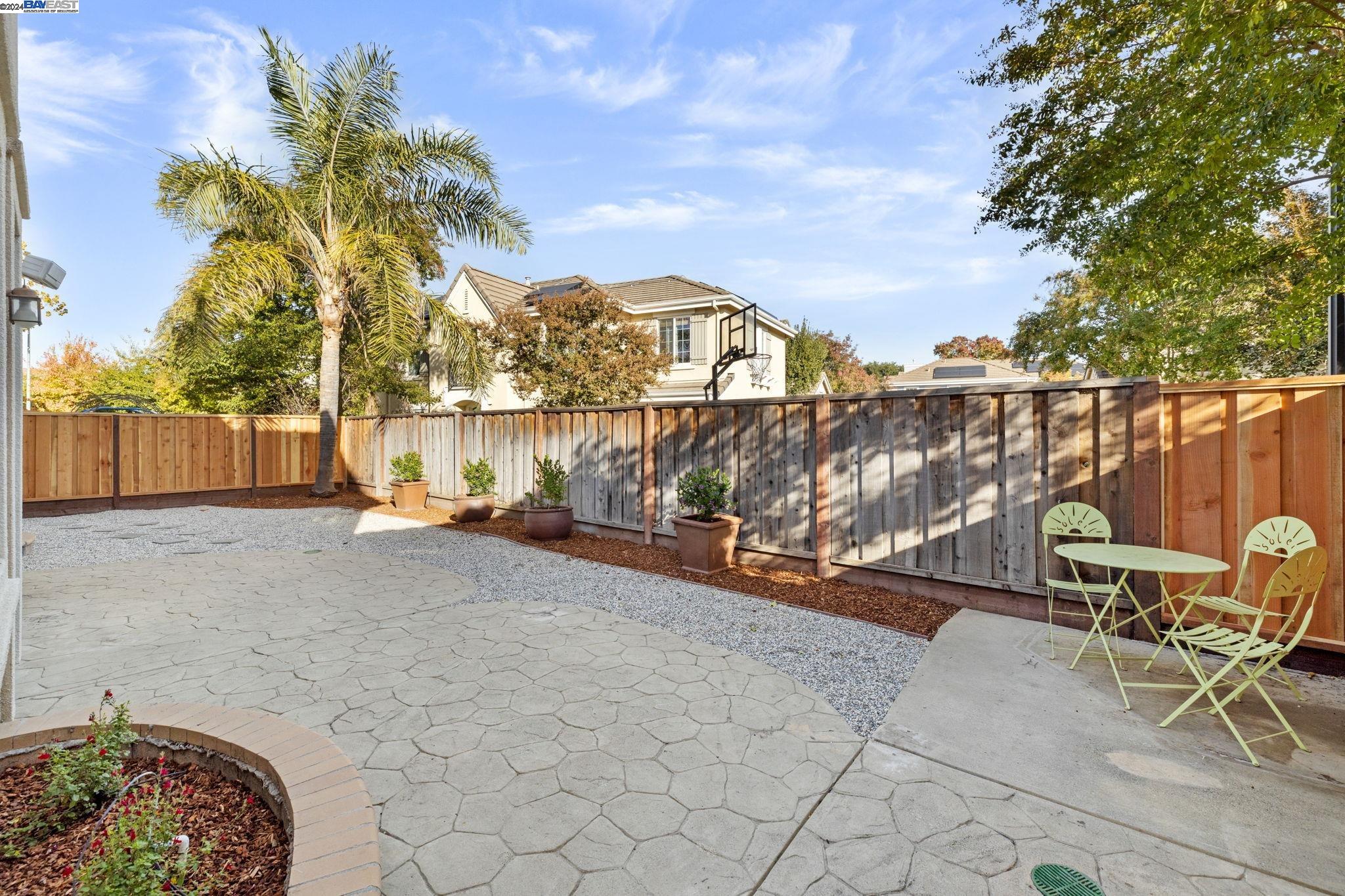 5775 Creekview Drive