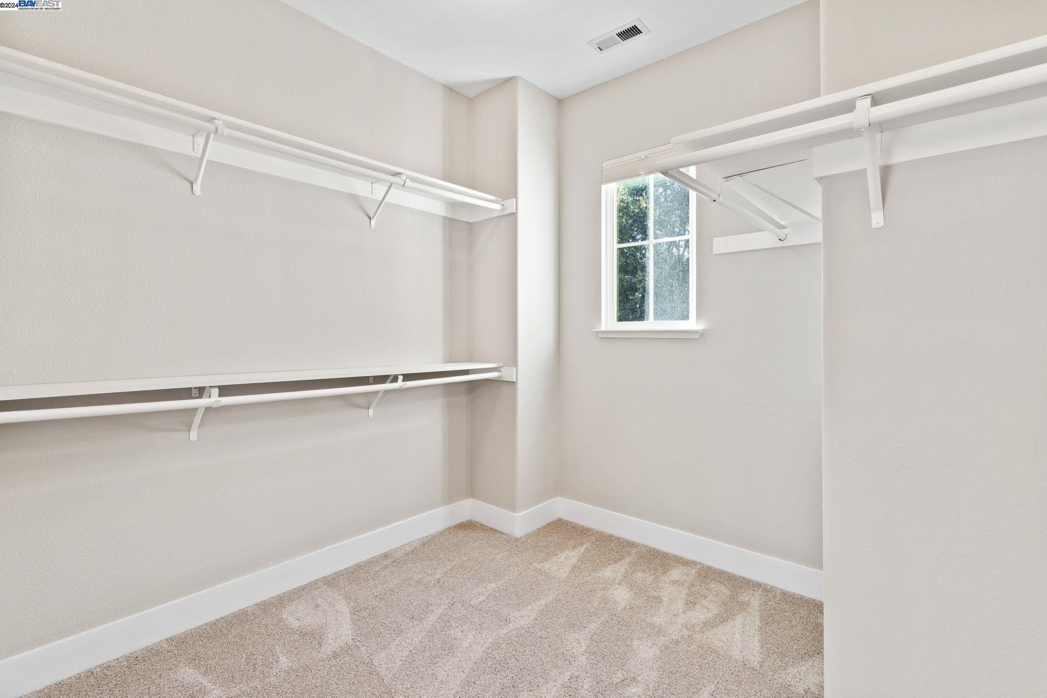 5775 Creekview Drive