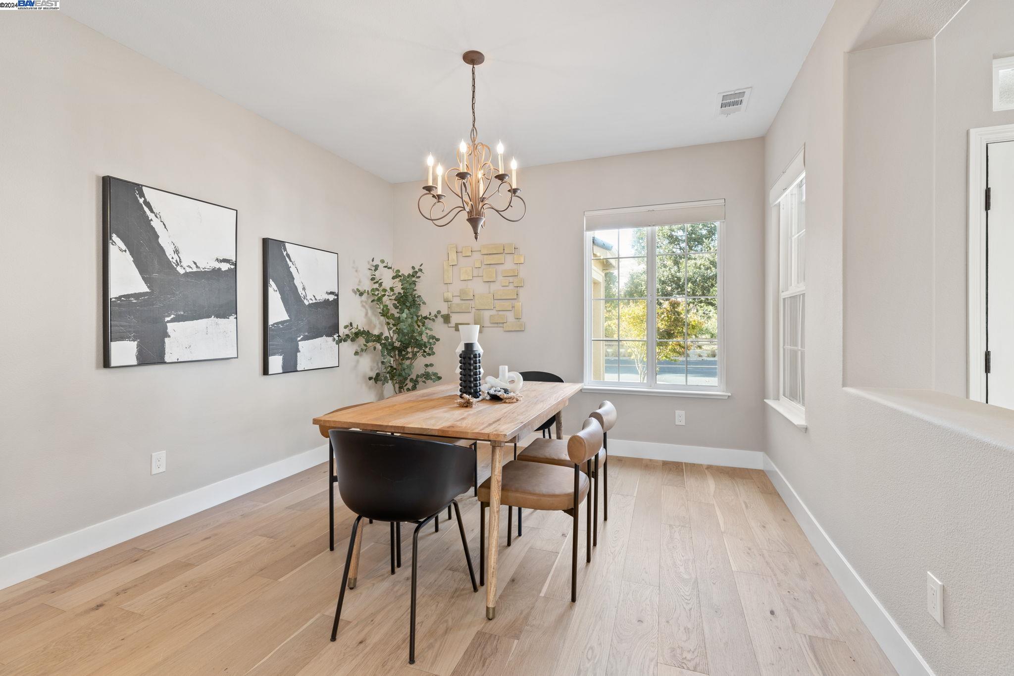 5775 Creekview Drive