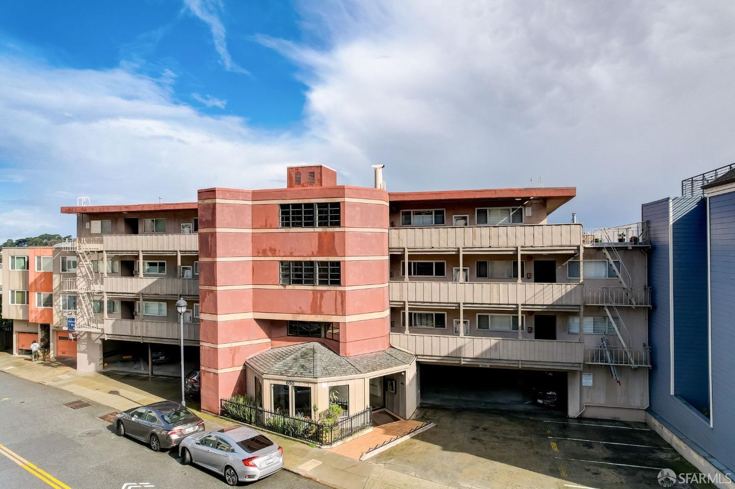 655 Corbett Avenue # 505