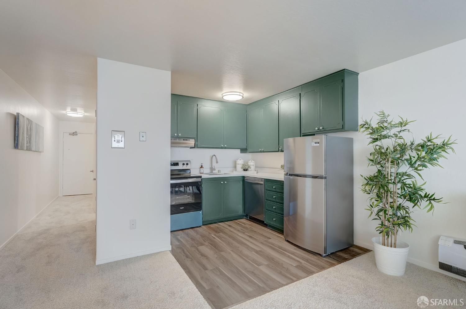 655 Corbett Avenue # 505