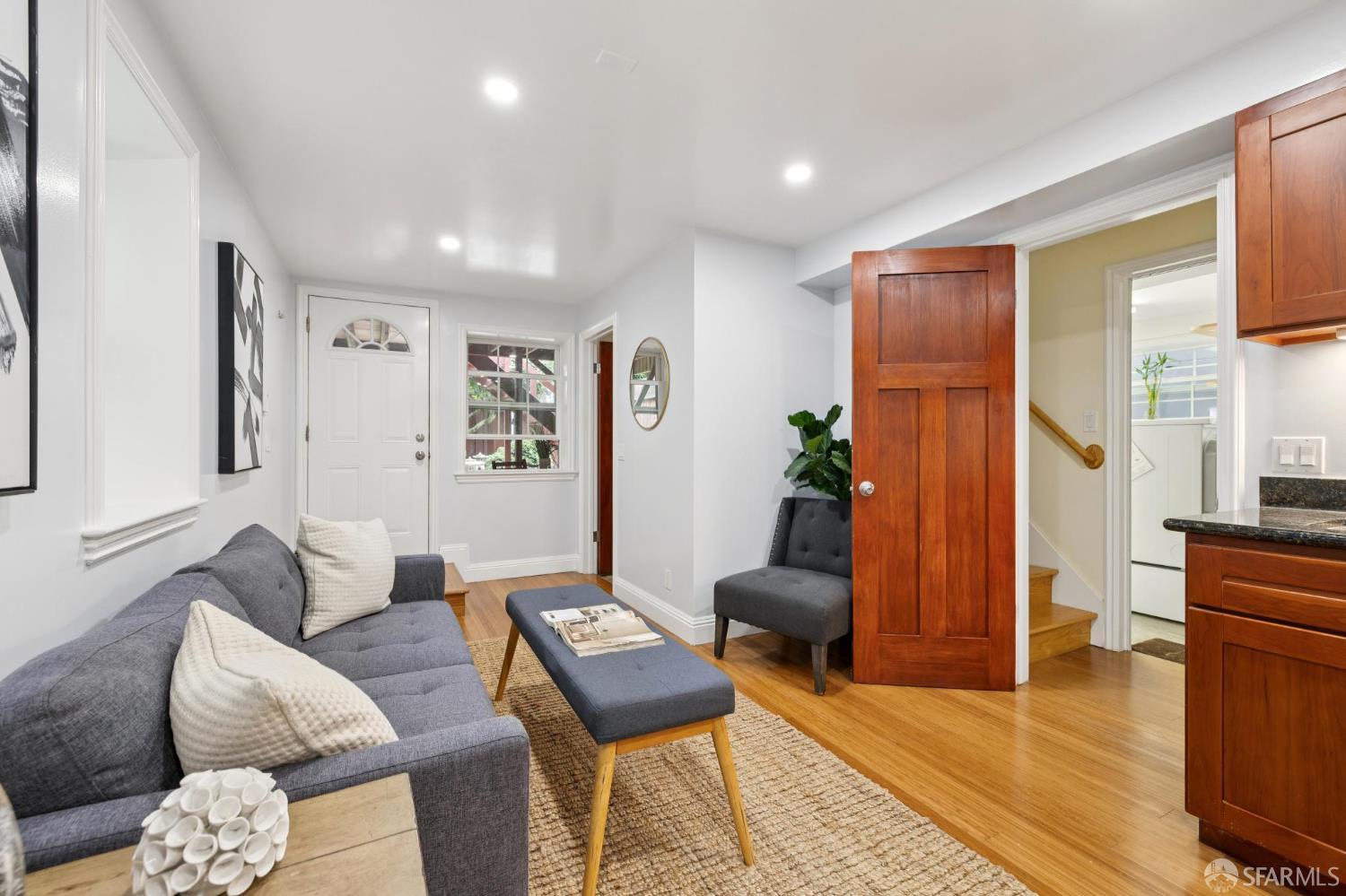 327 Ulloa Street