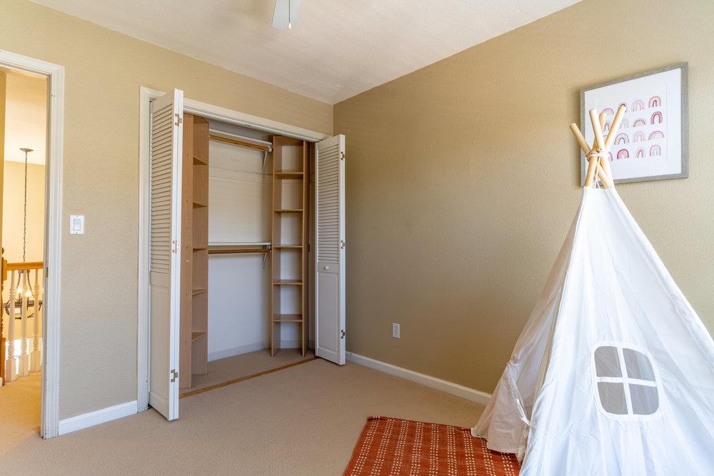 136 Christine Lynn DR