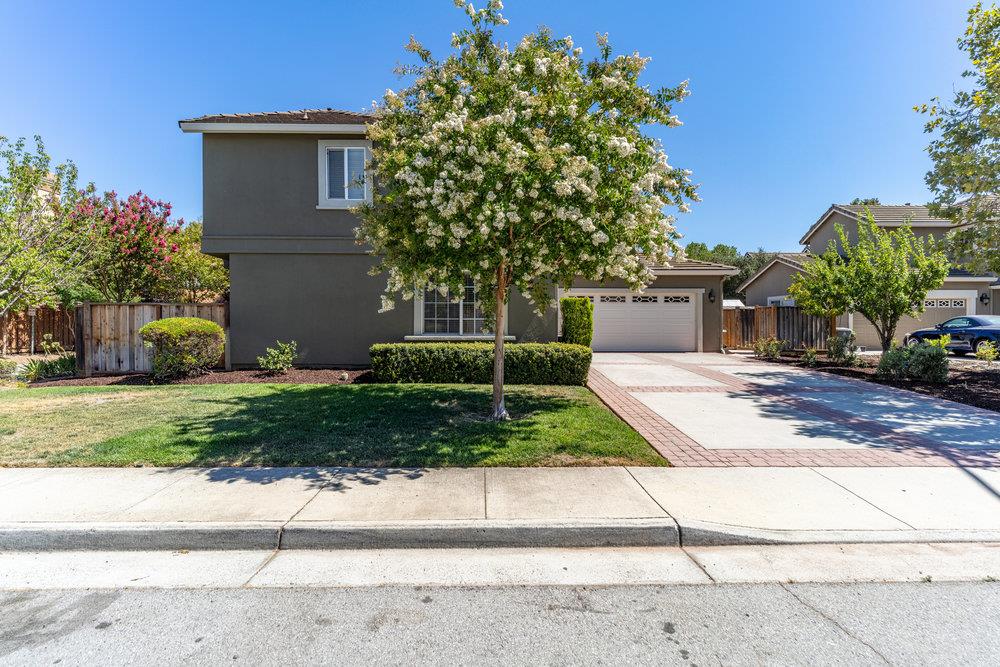 136 Christine Lynn DR