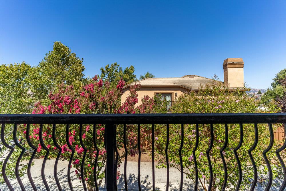 136 Christine Lynn DR